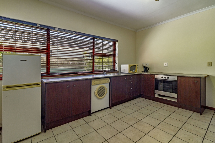 5 Bedroom Property for Sale in Lochnerhof Western Cape